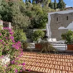 La Sterlizia Di Santa Croce
